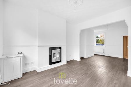 3 bedroom Terraced House for sale in Dolphin Street, Cleethorpes, DN35