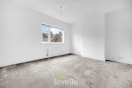 3 bedroom Terraced House for sale in Dolphin Street, Cleethorpes, DN35