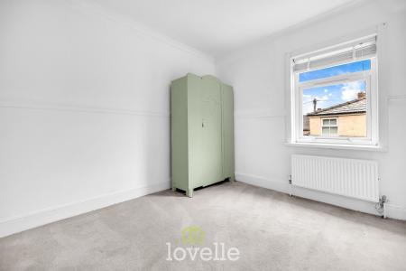 3 bedroom Terraced House for sale in Dolphin Street, Cleethorpes, DN35
