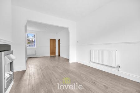 3 bedroom Terraced House for sale in Dolphin Street, Cleethorpes, DN35