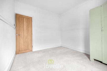 3 bedroom Terraced House for sale in Dolphin Street, Cleethorpes, DN35