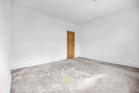 3 bedroom Terraced House for sale in Dolphin Street, Cleethorpes, DN35