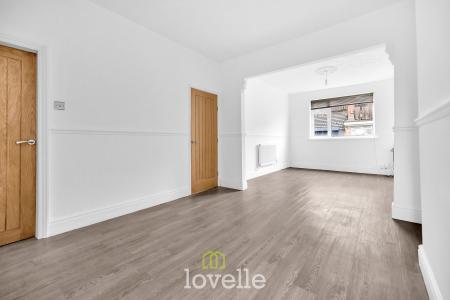 3 bedroom Terraced House for sale in Dolphin Street, Cleethorpes, DN35