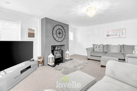 5 bedroom Detached house for sale in Chichester Road, Cleethorpes, DN35