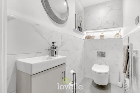 5 bedroom Detached house for sale in Chichester Road, Cleethorpes, DN35