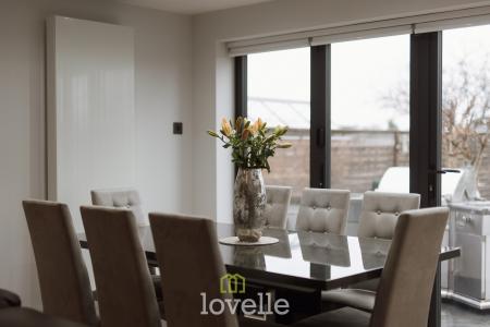 5 bedroom Detached house for sale in Chichester Road, Cleethorpes, DN35