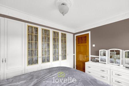 2 bedroom Detached bungalow for sale in Church Avenue, Humberston, DN36