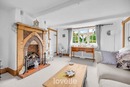 2 bedroom Cottage for sale in Church Lane, Humberston, DN36