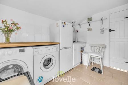 2 bedroom Cottage for sale in Church Lane, Humberston, DN36