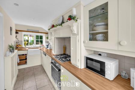 2 bedroom Cottage for sale in Church Lane, Humberston, DN36