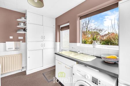 3 bedroom Semi-detached bungalow for sale in Pretymen Crescent, New Waltham, DN36