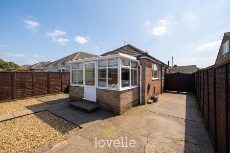 3 bedroom Semi-detached bungalow for sale in Curzon Avenue, Cleethorpes, DN35