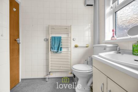 3 bedroom Semi-detached bungalow for sale in Curzon Avenue, Cleethorpes, DN35