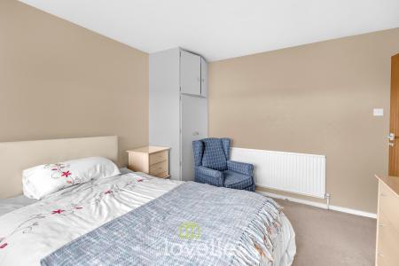 3 bedroom Semi-detached bungalow for sale in Curzon Avenue, Cleethorpes, DN35