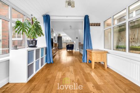 3 bedroom Semi-detached house for sale in Eskham Close, Cleethorpes, DN35