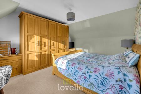 3 bedroom Link detached house for sale in Forest Way, Humberston, DN36