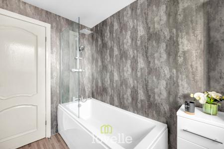 3 bedroom Link detached house for sale in Forest Way, Humberston, DN36