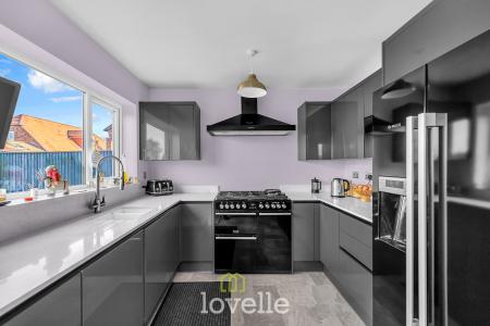 3 bedroom Link detached house for sale in Forest Way, Humberston, DN36