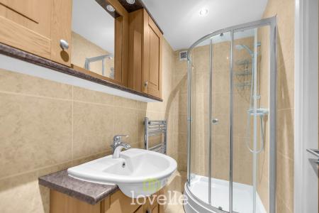 2 bedroom Apartment for sale in St Josephs Court, Cleethorpes, DN35