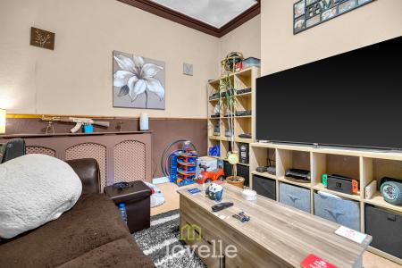 5 bedroom Town house for sale in Harrington Street, Cleethorpes, DN35