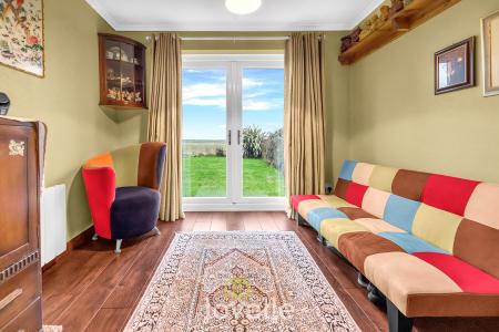 2 bedroom Semi-detached bungalow for sale in Lock Road, North Cotes, DN36