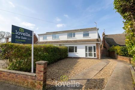 3 bedroom Semi-detached house for sale in Findlay Crescent, New Waltham, DN36