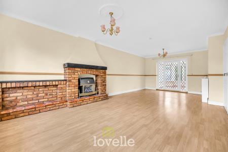 Findlay Crescent, New Waltham, DN36