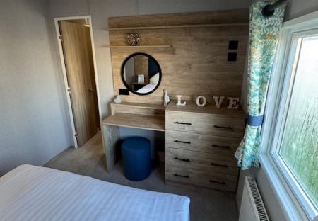 2 bedroom Park home for sale in North Sea Lane, Cleethorpes, DN36