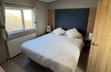 2 bedroom Park home for sale in North Sea Lane, Cleethorpes, DN36