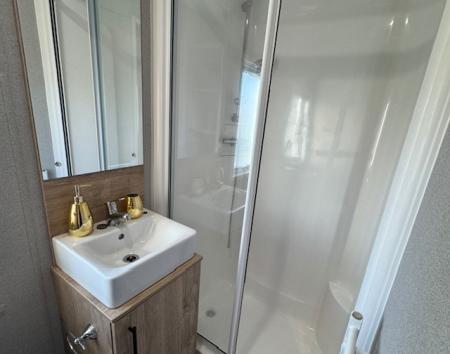 2 bedroom Park home for sale in North Sea Lane, Cleethorpes, DN36