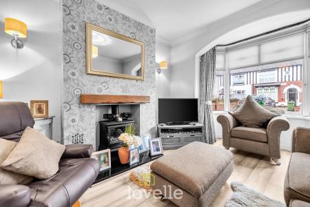 3 bedroom End of terrace house for sale in Queens Parade, Cleethorpes, DN35