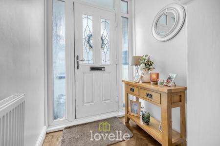 3 bedroom End of terrace house for sale in Queens Parade, Cleethorpes, DN35