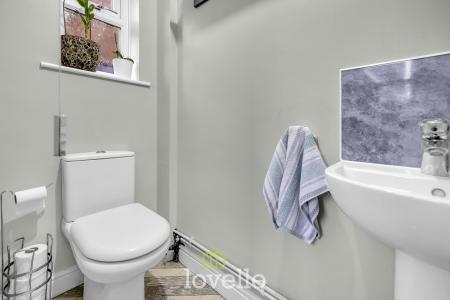 4 bedroom Detached house for sale in Newlands Park, Humberston, DN36