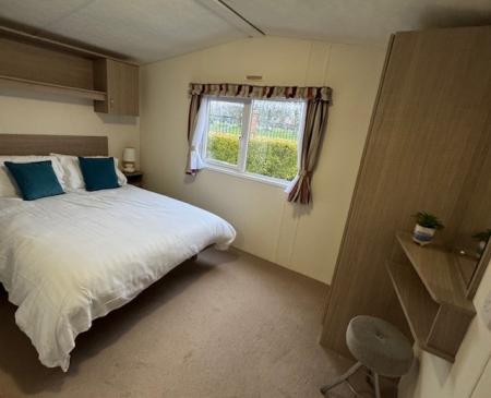 2 bedroom Park home for sale in North Sea Lane, Cleethorpes, DN36