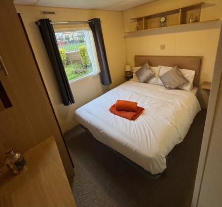 3 bedroom Park home for sale in North Sea Lane, Cleethorpes, DN36