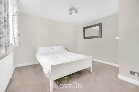 4 bedroom Detached house for sale in Garrick Lane, New Waltham, DN36