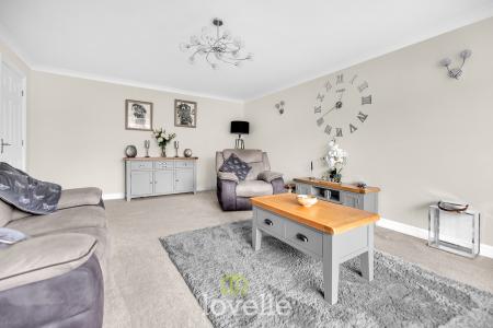 4 bedroom Detached house for sale in Garrick Lane, New Waltham, DN36