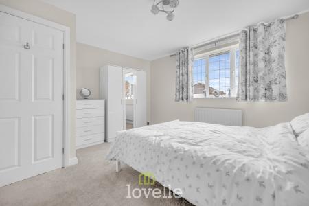 4 bedroom Detached house for sale in Garrick Lane, New Waltham, DN36