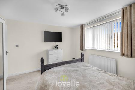 4 bedroom Detached house for sale in Garrick Lane, New Waltham, DN36