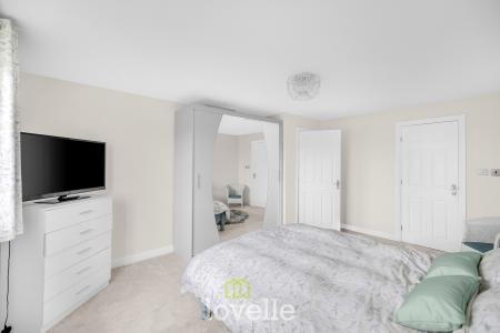 4 bedroom Detached house for sale in Garrick Lane, New Waltham, DN36