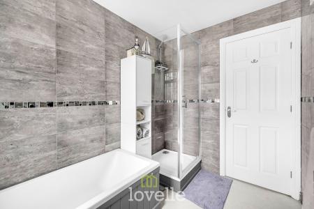 4 bedroom Detached house for sale in Garrick Lane, New Waltham, DN36