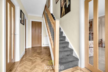 4 bedroom Detached house for sale in Churchthorpe, Fulstow, LN11