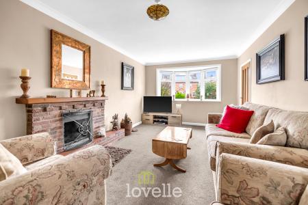 4 bedroom Detached house for sale in Churchthorpe, Fulstow, LN11