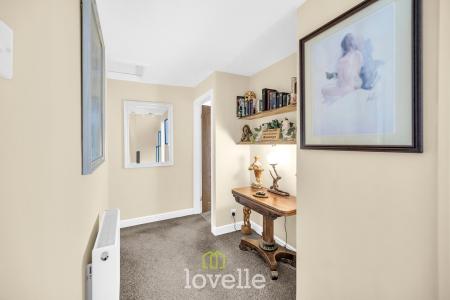 4 bedroom Detached house for sale in Churchthorpe, Fulstow, LN11