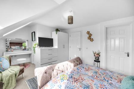 4 bedroom Detached house for sale in Alder Avenue, Humberston, DN36