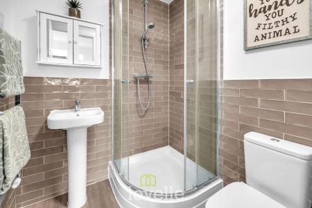 4 bedroom Detached house for sale in Alder Avenue, Humberston, DN36