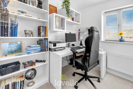 4 bedroom Detached house for sale in Alder Avenue, Humberston, DN36