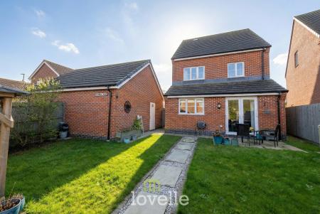 4 bedroom Detached house for sale in Alder Avenue, Humberston, DN36