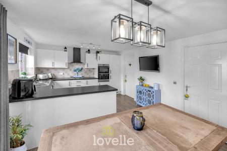 4 bedroom Detached house for sale in Alder Avenue, Humberston, DN36