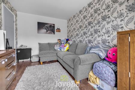 4 bedroom Detached house for sale in Wyndham Road, New Waltham, DN36